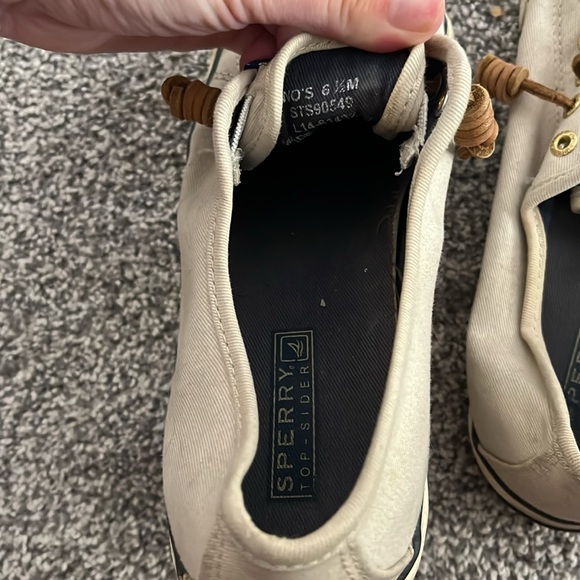 Used Sperrys - Picture 2 of 2